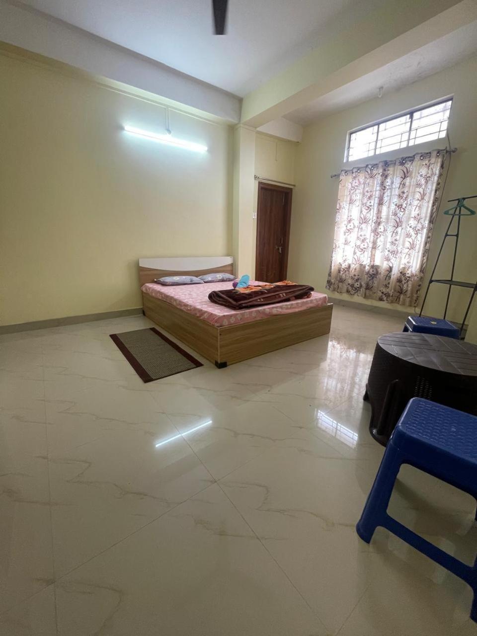 Move Oasis Apartment *